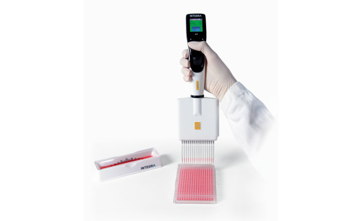 VIAFLO 384 channel electronic pipette